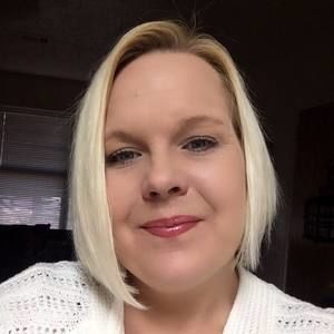 Meet your Posher, Leslie